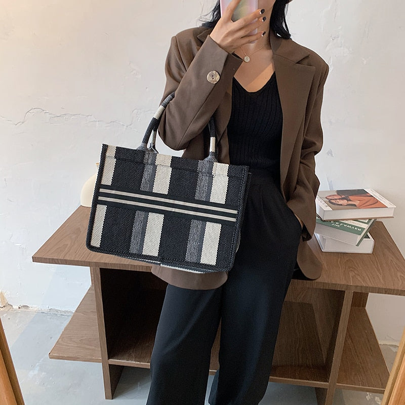 High Quality Women Canvas Handbags Large Capacity Tote Bags Fashion Designer Ladies Shoulder Bag Casual Female Messenger Bag New