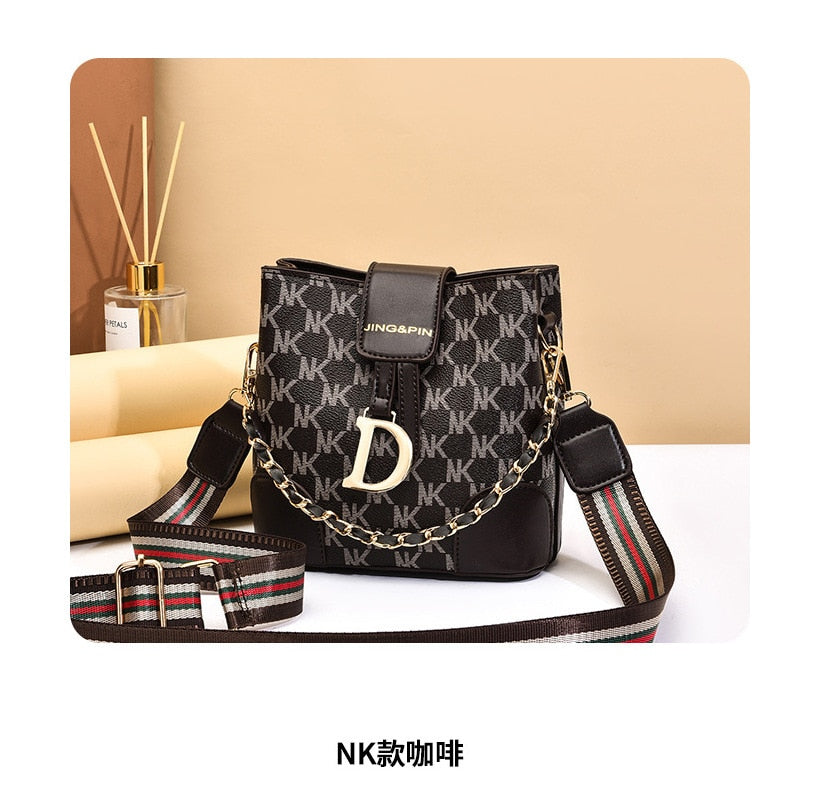 Bucket bag 2021 new net red fashion women's bag spring and autumn winter versatile women's printed shoulder bag