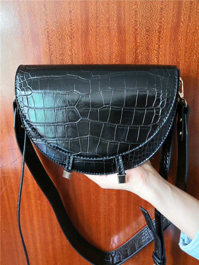 NIGEDU Women Crossbody Bag Fashion Crocodile Semicircle Saddle Bags PU Leather Shoulder Bags for female Handbags designer bolsas