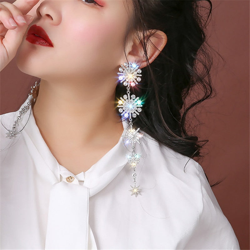 FYUAN Shine Snowflake Rhinestone Drop Earrings for Women Long Tassel Crystal Earrings Weddings Engagement Jewelry Gift