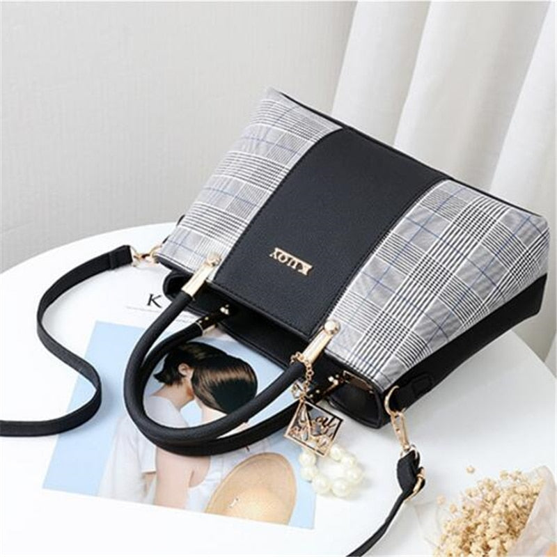 PU Leather Large Capacity Woman Handbag Grid Shoulder Bag Fashion Casual Luxury Designer Patchwork Crossbody Pack