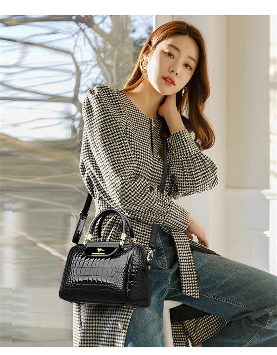 Luxury Patent Leather Handbags for Women Designer Crocodile Pattern Women's Shoulder Crossbody Bag New Ladies Messenger Purses