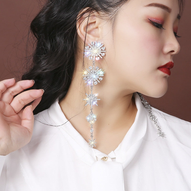 FYUAN Shine Snowflake Rhinestone Drop Earrings for Women Long Tassel Crystal Earrings Weddings Engagement Jewelry Gift