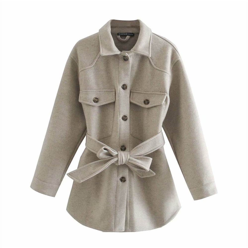 2020 Autumn women long-sleeved lapel pocket, buttoned, loose waist and loose casual woolen shirt jacket