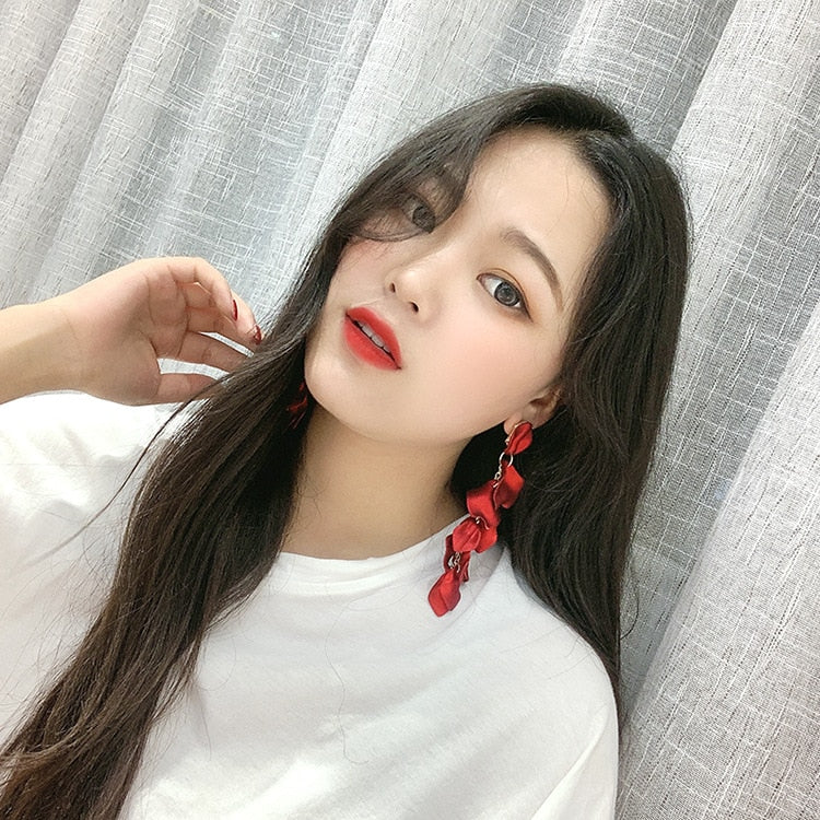 XIYANIKE 2019 New Arrival Vintage Women Dangle Earrings Sexy Rose Petal Long Tassel Earrings Female Korean Jewelry Red Earrings