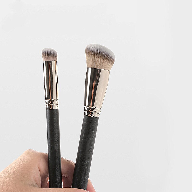 2 Pcs Black Wood Makeup Brushes Sets Magic Traceless Foundation Brush Profession Concealer Fluffy Soft Synthetic Hair Make Up