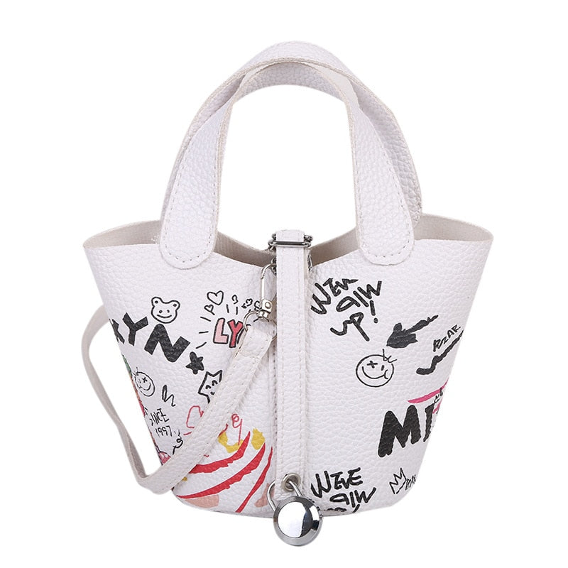 Ladies Chain Handbag Brand Designer Cartoon Decorative Shoulder Bag PU Leather Tote Bags Crossbody Bags for Women Shoulder Bag