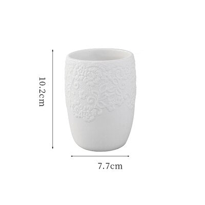 Exquisite lace ceramic bathroom four-piece suit couple wash set lotion bottle toothbrush holder soap dish bathroom supplies set