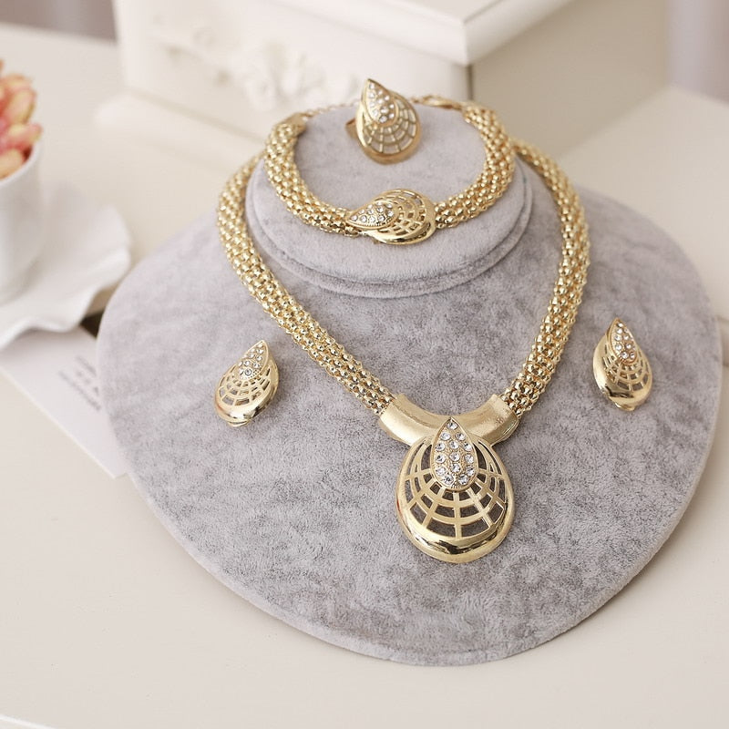 Amazing Price Wedding Gold Plate Jewelry Sets For Women Pendant Statement African Beads Crystal Necklace Earrings Bracelet Rings