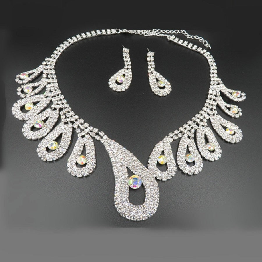 Gorgeous Fashion Choker Necklace for Women Earrings White Crystal Wedding Jewelery Nigerian Bridal Jewelry Sets Collar