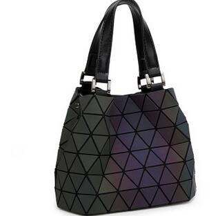 Maelove Luminous Bag 2021 Geometric Lattic Diamond Plaid Handbags Shoulder bag Hologram Laser silver Drop Shipping