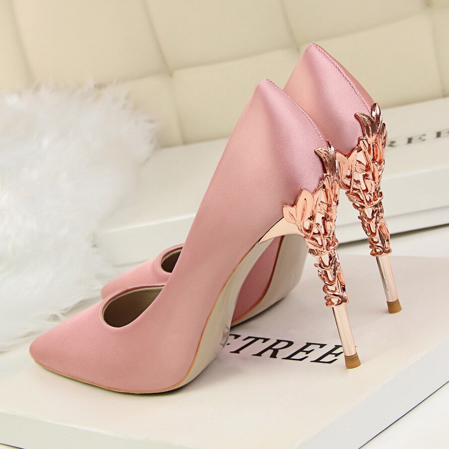 Elegant Metal Carved Heels Women Pumps 2019 High Quality Fashion Sexy Silk High Heels 13 Color 10cm Shoes Woman Wedding Shoes