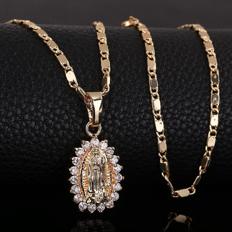 CWEEL Virgin Mary Necklace Gold Color Bijoux Imitation Crystal Statement Necklace Women Fashion Pendant Catholic Jewelry