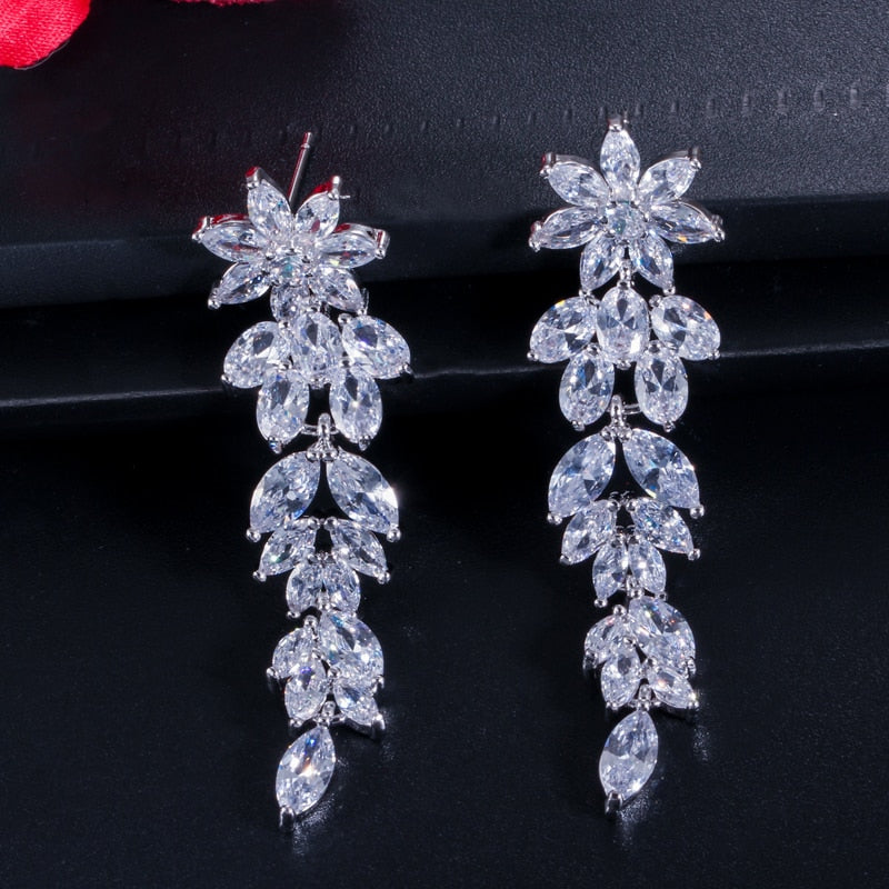 CWWZircons Luxury Marquise Cluster Flower Shape Cubic Zirconia Long Dangle Drop Earrings for Brides Wedding Jewelry CZ432