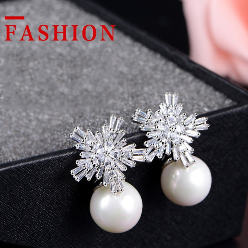 Pearl Earrings Woman Fashion Snowflake Crystal Earrings Charm Rhinestone Inlaid Jewelry Cute Earrings Couple Gifts Best Choice