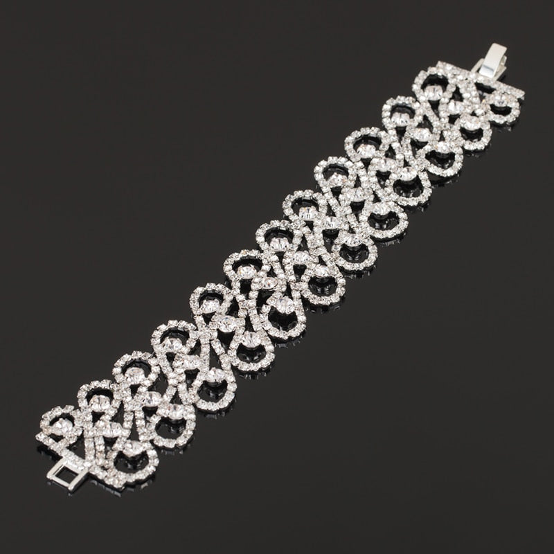 YFJEWE Fashion Charm Bracelets & Bangles for Women Luxury Rhinestone Crystal Bridal Wedding Accessories Jewelry Wholesale B149