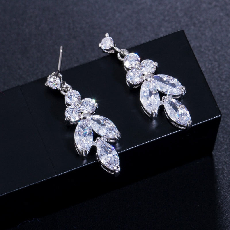 CWWZircons 4Pcs Brilliant Cubic Zircon Necklace Earrings Ring and Bracelet Wedding Bridal Jewelry Sets Dress Accessories T344