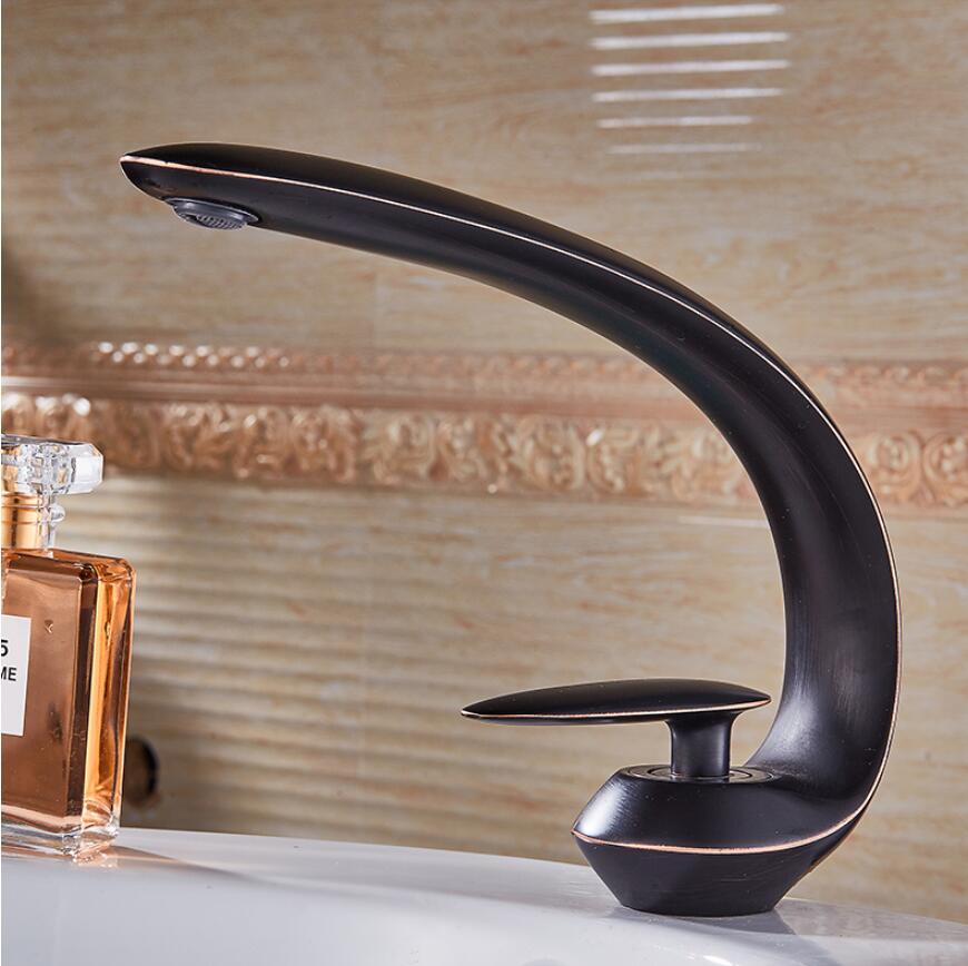 Rose Gold Basin Faucet Modern Bathroom Sink Mixer Tap Brass Wash basin Faucet Single Handle Single Hole Crane For Bathroom