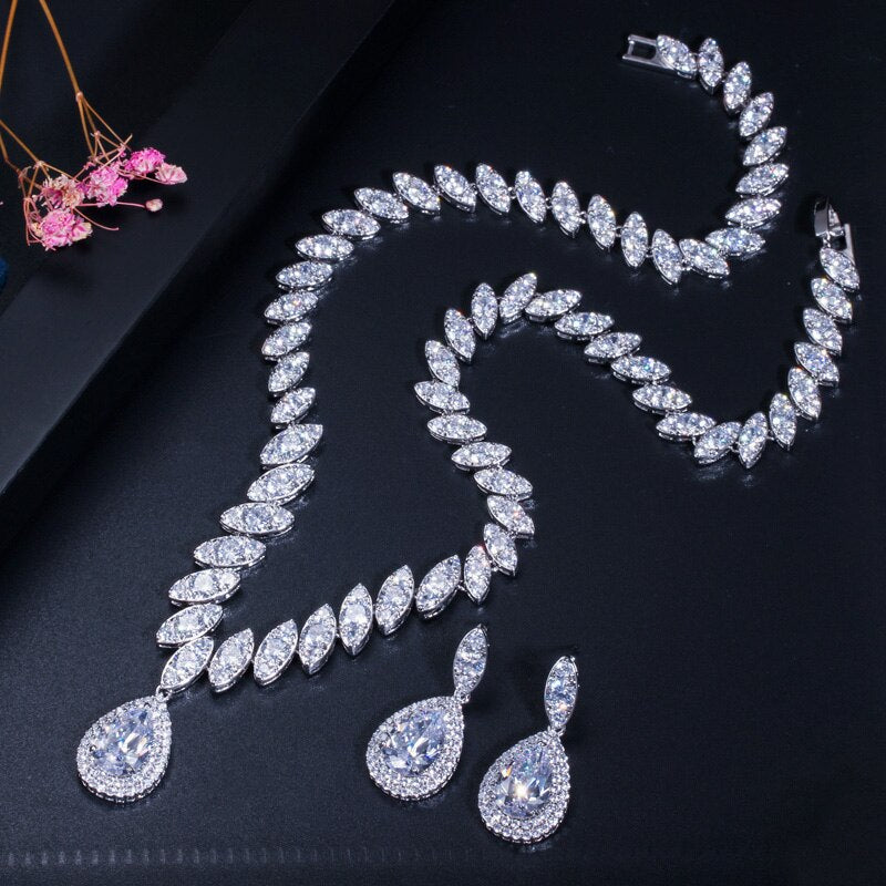 CWWZircons High Quality Cubic Zirconia Wedding Necklace and Earrings Luxury Crystal Bridal Jewelry Sets for Bridesmaids T109