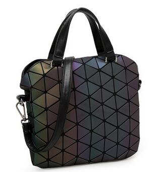 Maelove Luminous Bag 2021 Geometric Lattic Diamond Plaid Handbags Shoulder bag Hologram Laser silver Drop Shipping