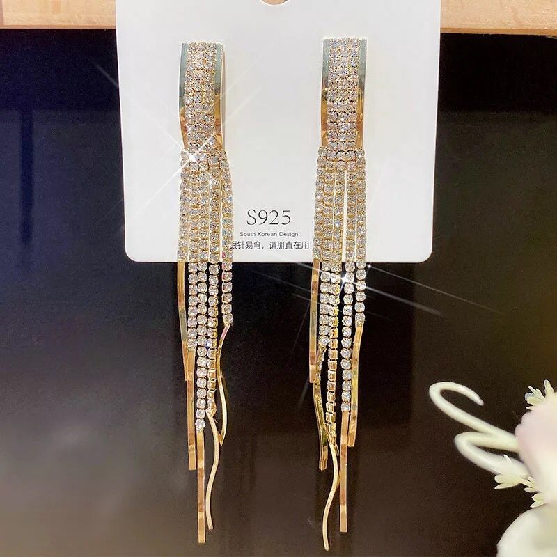 New Classic Crystal Earrings Ladies Exaggerated Long Earrings Tassels Rhinestone Earrings Fashion Ladies Korean Earrings Jewelry