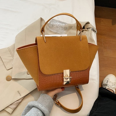 New Trapeze Handbags Women Shoulder Crossbody Bags 2021 Luxury Design Suede Casual Totes Ladies Messenger bags Female Purses