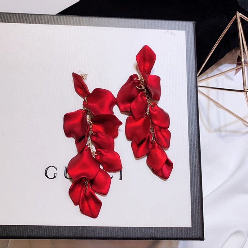 XIYANIKE 2019 New Arrival Vintage Women Dangle Earrings Sexy Rose Petal Long Tassel Earrings Female Korean Jewelry Red Earrings