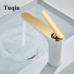 Bathroom Faucet Solid Brass Bathroom Basin Faucet Cold And Hot Water Mixer Sink Tap Single Handle Deck Mounted White & Gold Tap