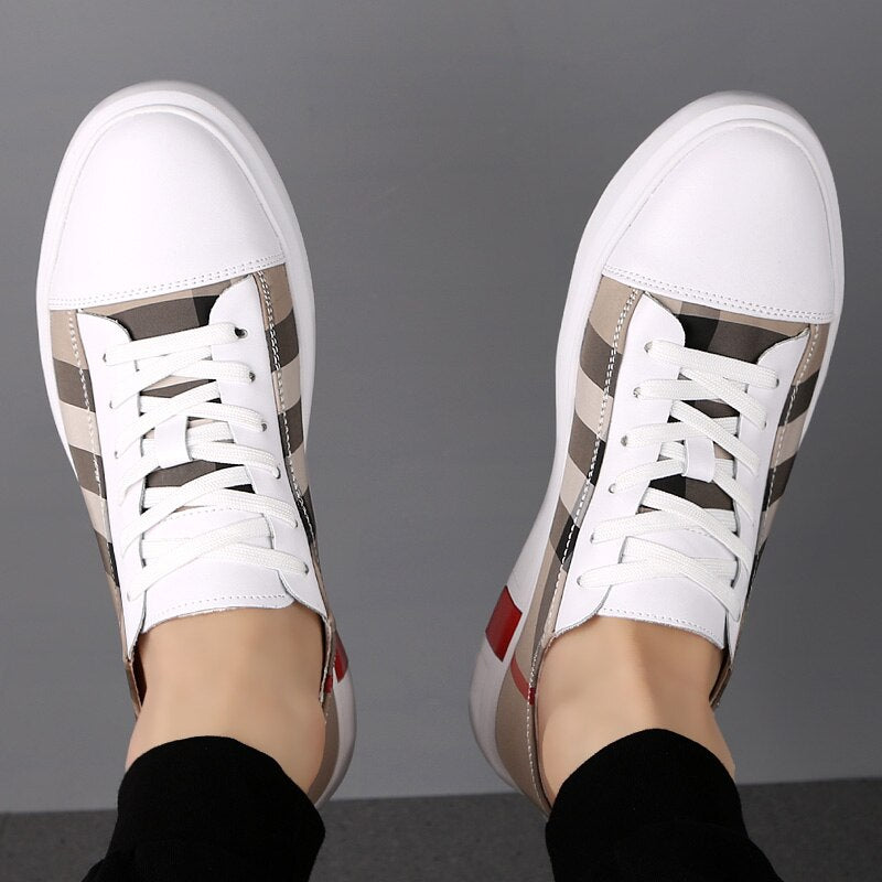 Fashion Mens Breathable Skateboard Shoes Men Fashion Sneakers High Quality Trainers Shoes Casual Genuine Leather Shoes