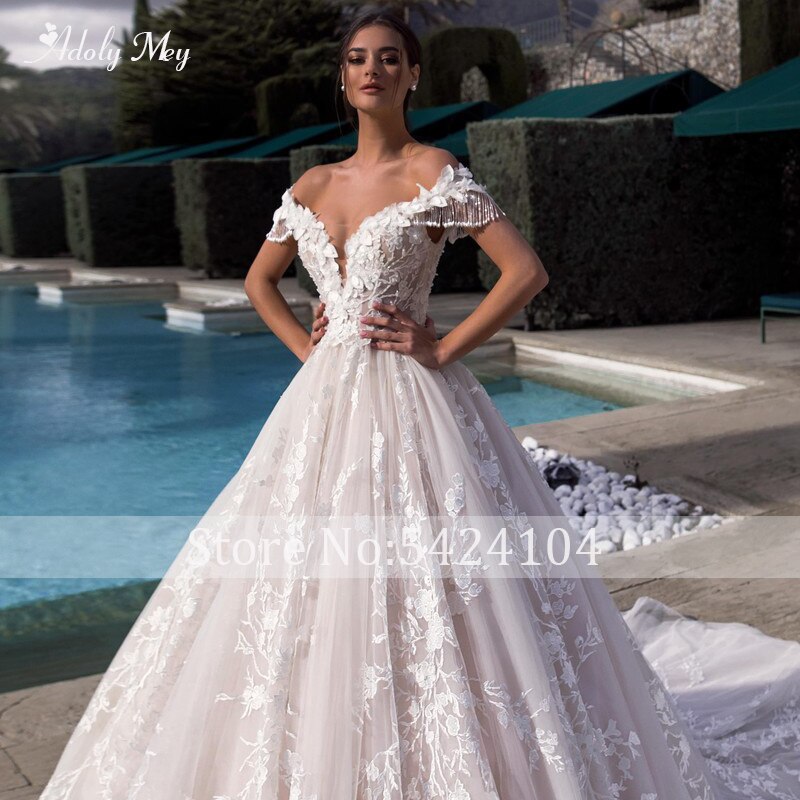 Adoly Mey Gorgeous Appliques Flowers A-Line Wedding Dresses 2021 Luxury Beaded Boat Neck Lace Up Princess Bridal Gown Plus Size