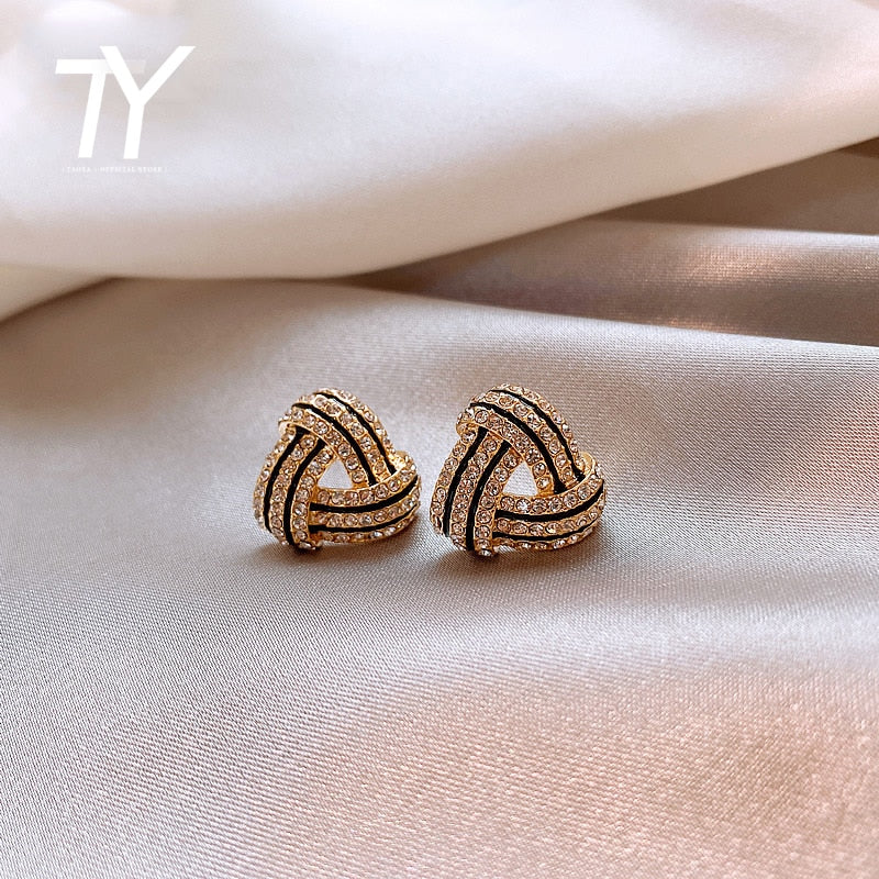 2020 new classic geometric triangle shape Earrings Fashion Korean women's jewelry Sexy women's temperament party Earrings