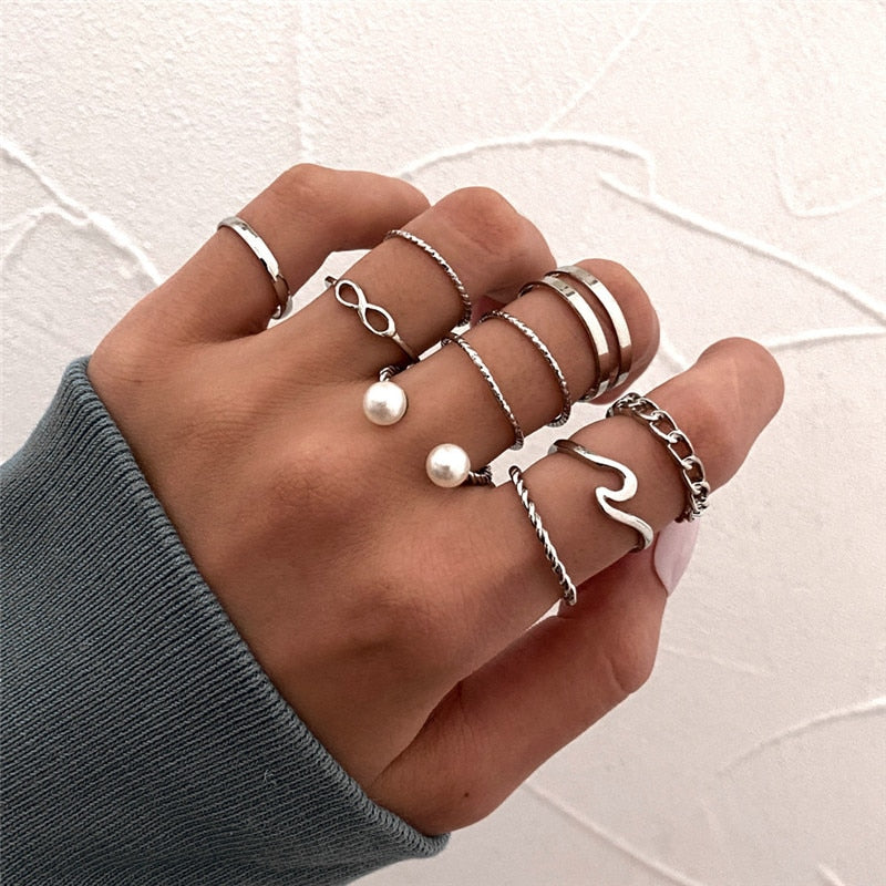 Boho Gold 22pcs Heart Rings Set For Women Vintage Geometric Cross Pearl Butterfly Finger Rings Women's 2022 Trendy Jewelry Gift