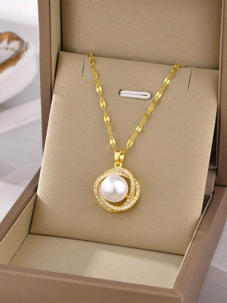 Luxury Diamond Pearl Pendant Necklace for Women Female Aesthetic Choker Gold Chain