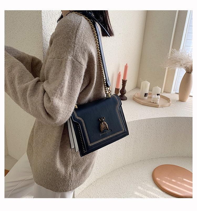 CGCBAG Luxury Brand Women Handbag 2022 New Retro Bee Female Shoulder Bag Simple High Quality Leather Designer Crossbody Bags