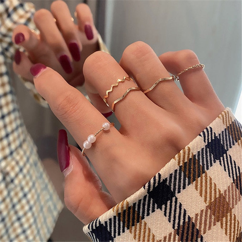 Boho Gold 22pcs Heart Rings Set For Women Vintage Geometric Cross Pearl Butterfly Finger Rings Women's 2022 Trendy Jewelry Gift