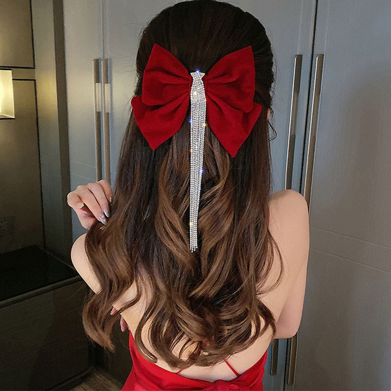 2022 New Fashion Trend Unique Design Elegant Delicate Sexy Bow Knot Diamond Tassel Hair Clip Women Hair Accessories Party Gift