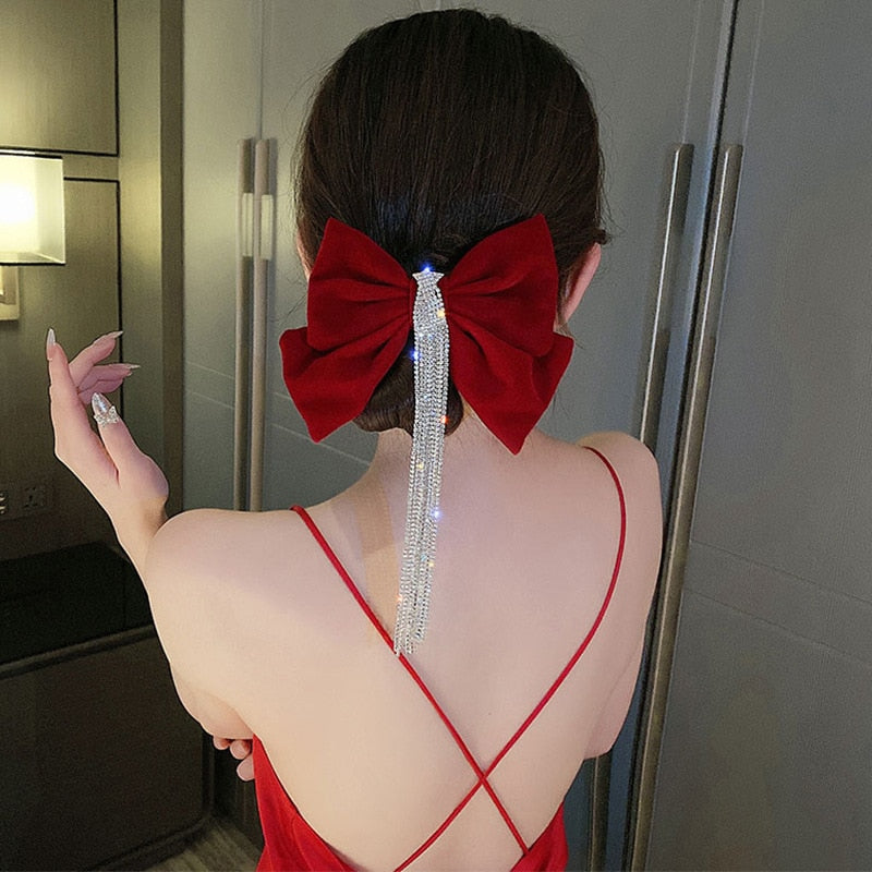 2022 New Fashion Trend Unique Design Elegant Delicate Sexy Bow Knot Diamond Tassel Hair Clip Women Hair Accessories Party Gift