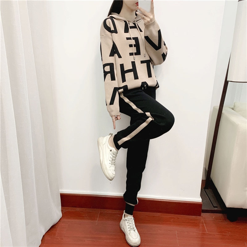 Fashion Autumn Women 2 Pieces Sets Casual Letter Print Patchwork Loose Knitted Sweater Sports Harlan Pants Suits Spring