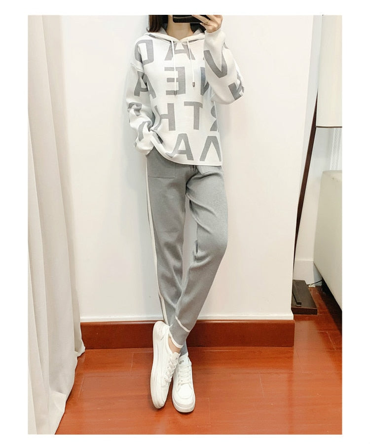 Fashion Autumn Women 2 Pieces Sets Casual Letter Print Patchwork Loose Knitted Sweater Sports Harlan Pants Suits Spring