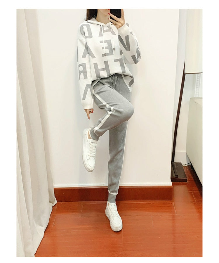 Fashion Autumn Women 2 Pieces Sets Casual Letter Print Patchwork Loose Knitted Sweater Sports Harlan Pants Suits Spring