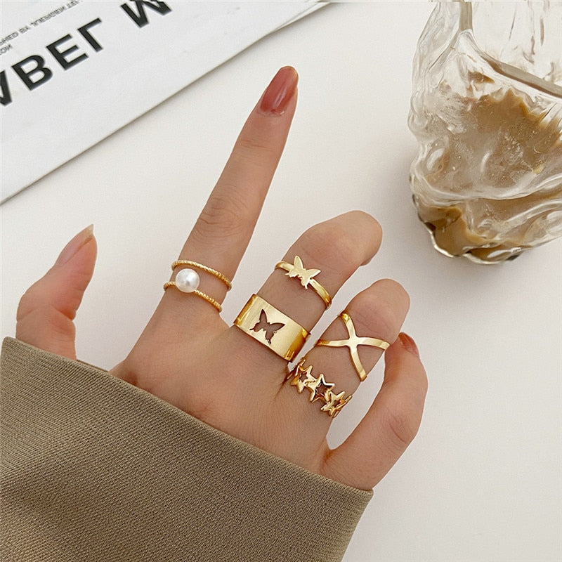 Boho Gold 22pcs Heart Rings Set For Women Vintage Geometric Cross Pearl Butterfly Finger Rings Women's 2022 Trendy Jewelry Gift