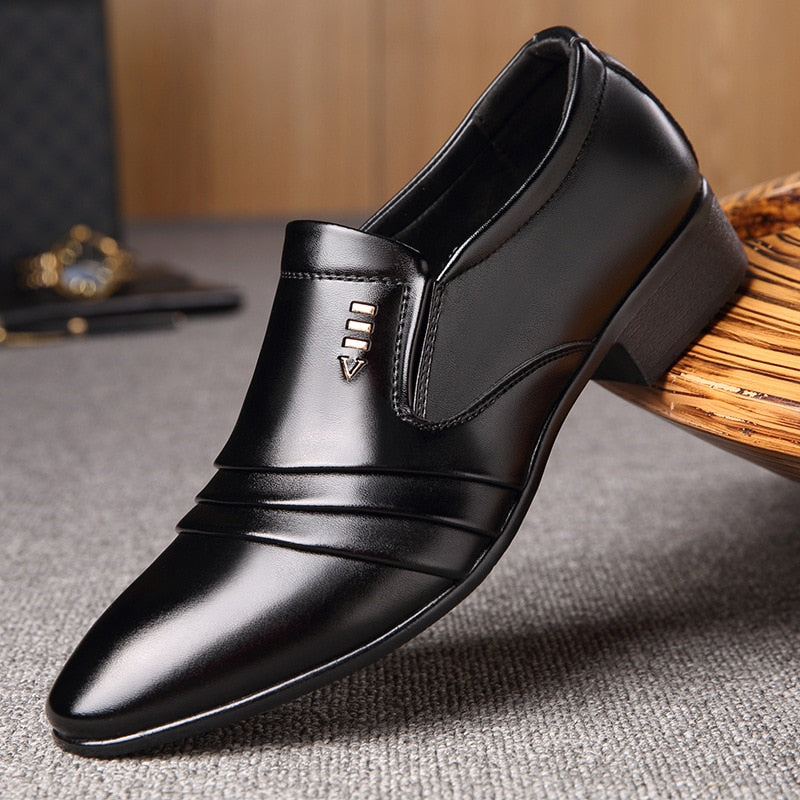 Luxury Brand PU Leather Fashion Men Business Dress Loafers Pointy Black Shoes Oxford Breathable Formal Wedding Shoes