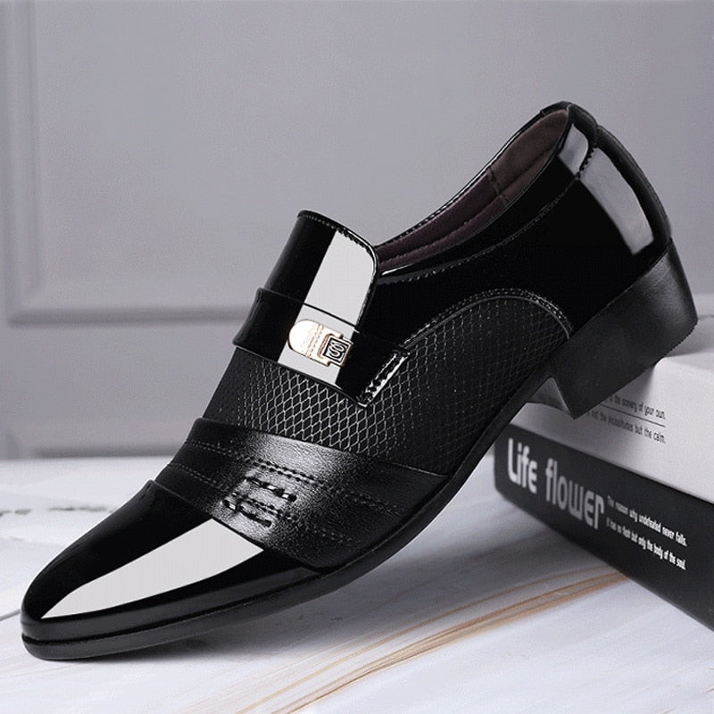 Mazefeng Fashion Slip On Men Dress Shoes Men Oxfords Fashion Business Dress Men Shoes 2020 New Classic Leather Men'S Suits Shoes