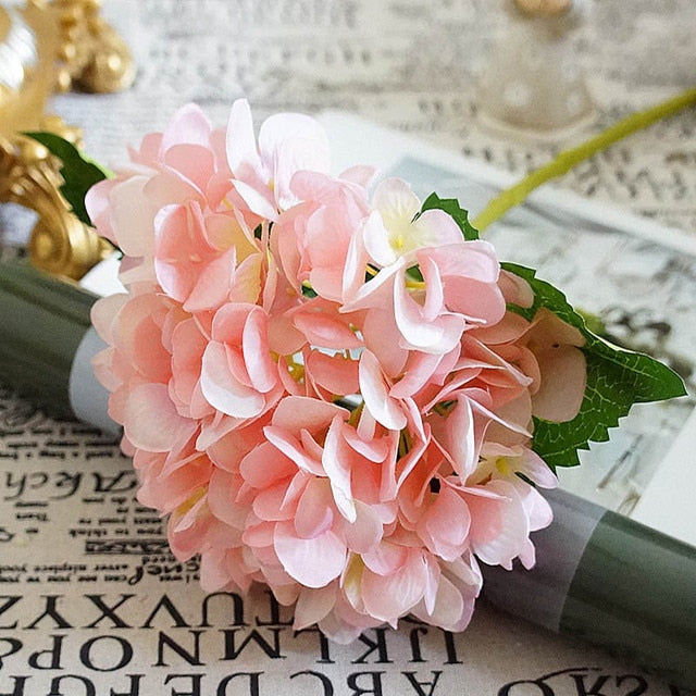 Artificial Flowers Cheap Silk Hydrangea Bride Bouquet Wedding Home New Year Decoration Accessories for Vase Plants Arrangement