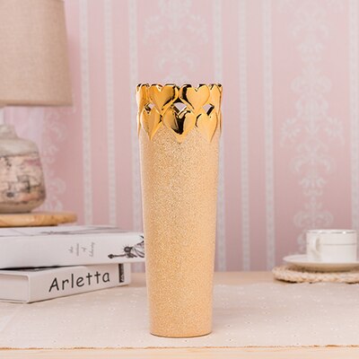 Baroque Luxury Resplendent Vase Gilded Flower Holder Resin Ceramic Flower Vase Decorative Vases Golden Decoration Plated Vase