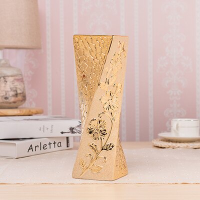 Baroque Luxury Resplendent Vase Gilded Flower Holder Resin Ceramic Flower Vase Decorative Vases Golden Decoration Plated Vase